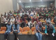 Aksi Bersih-Bersih Gedung Creative Center Tasikmalaya